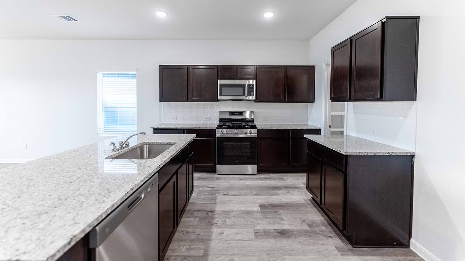 Maple gallery image 8