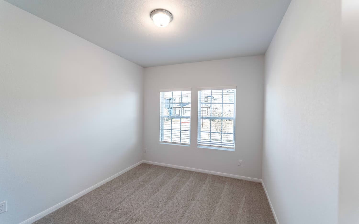 Sabine gallery image 2