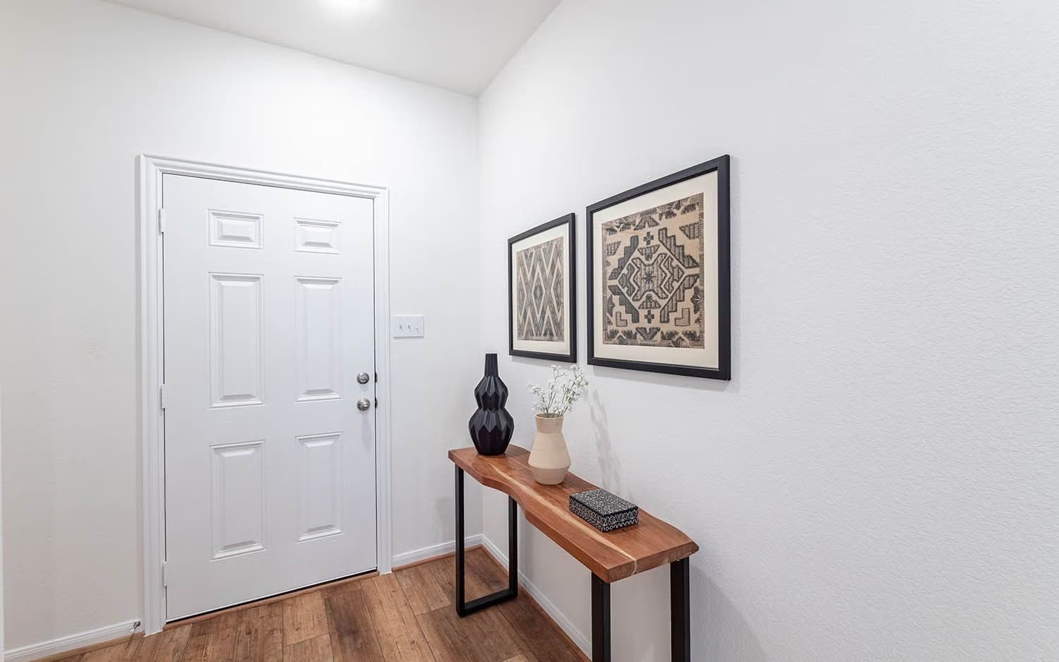 Ash gallery image 25