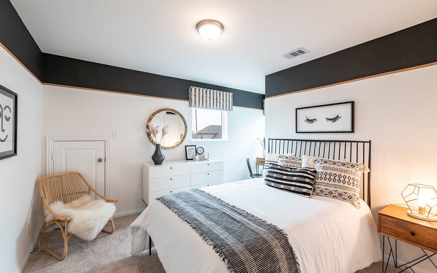 Ash gallery image 29