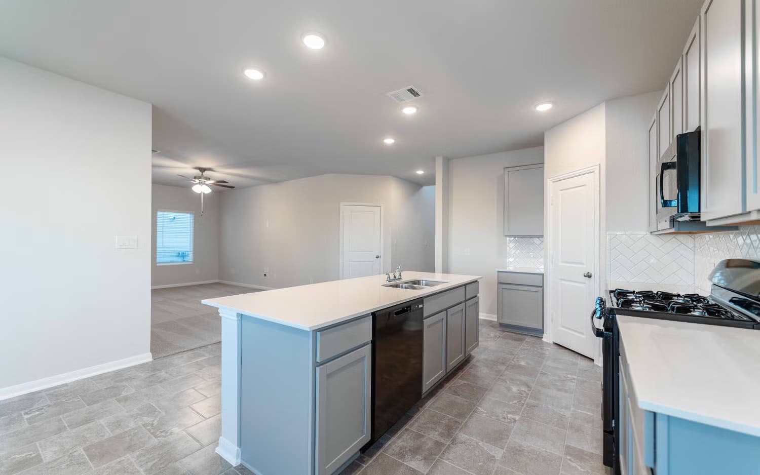 Lavaca gallery image 2