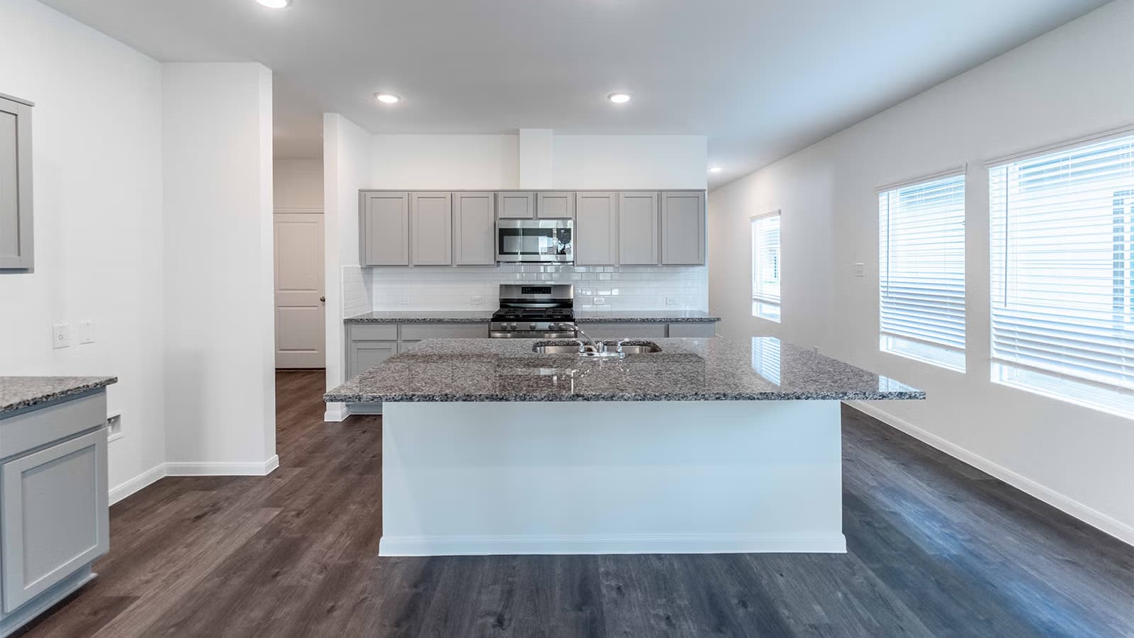 Hickory gallery image 11