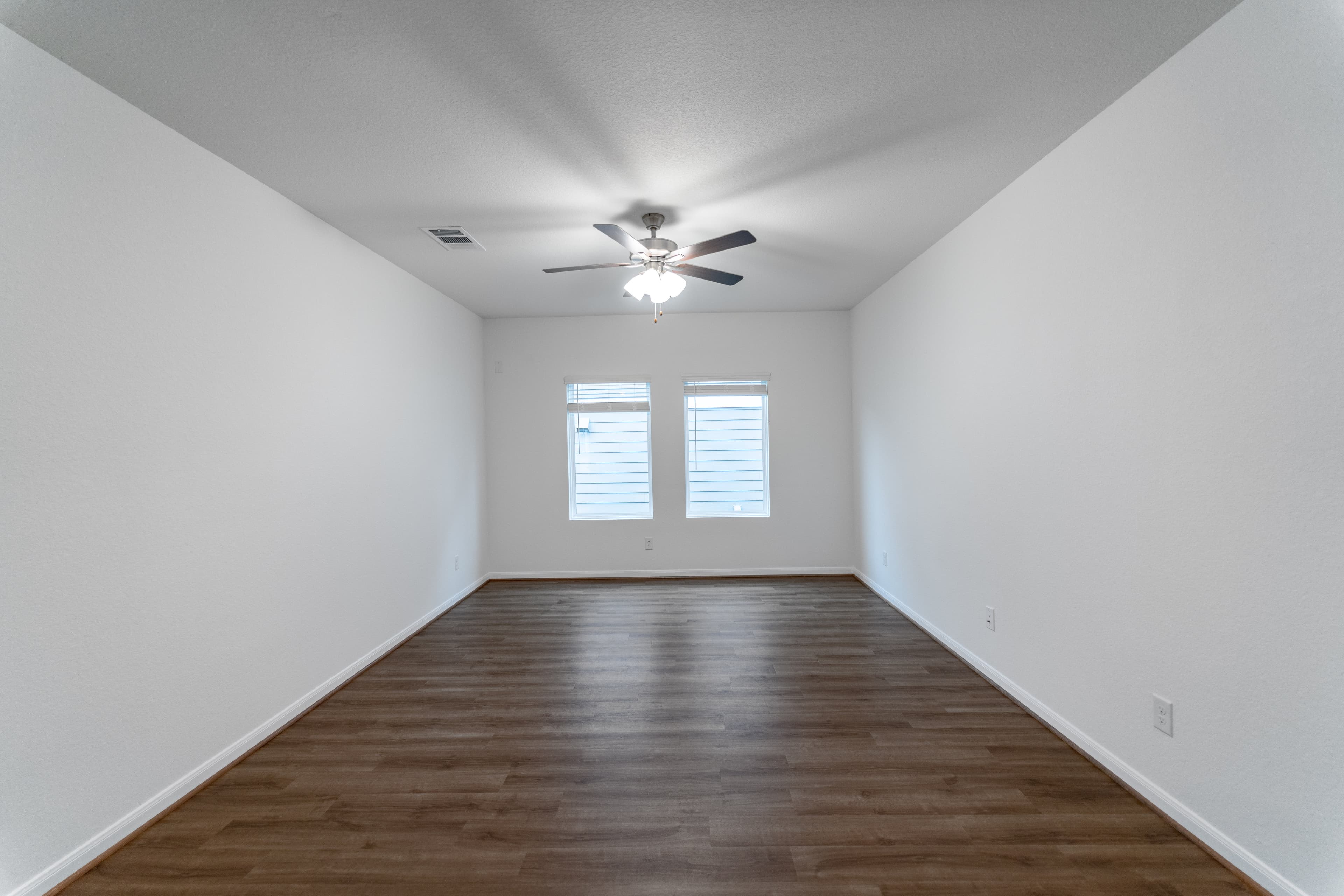 Elm gallery 4