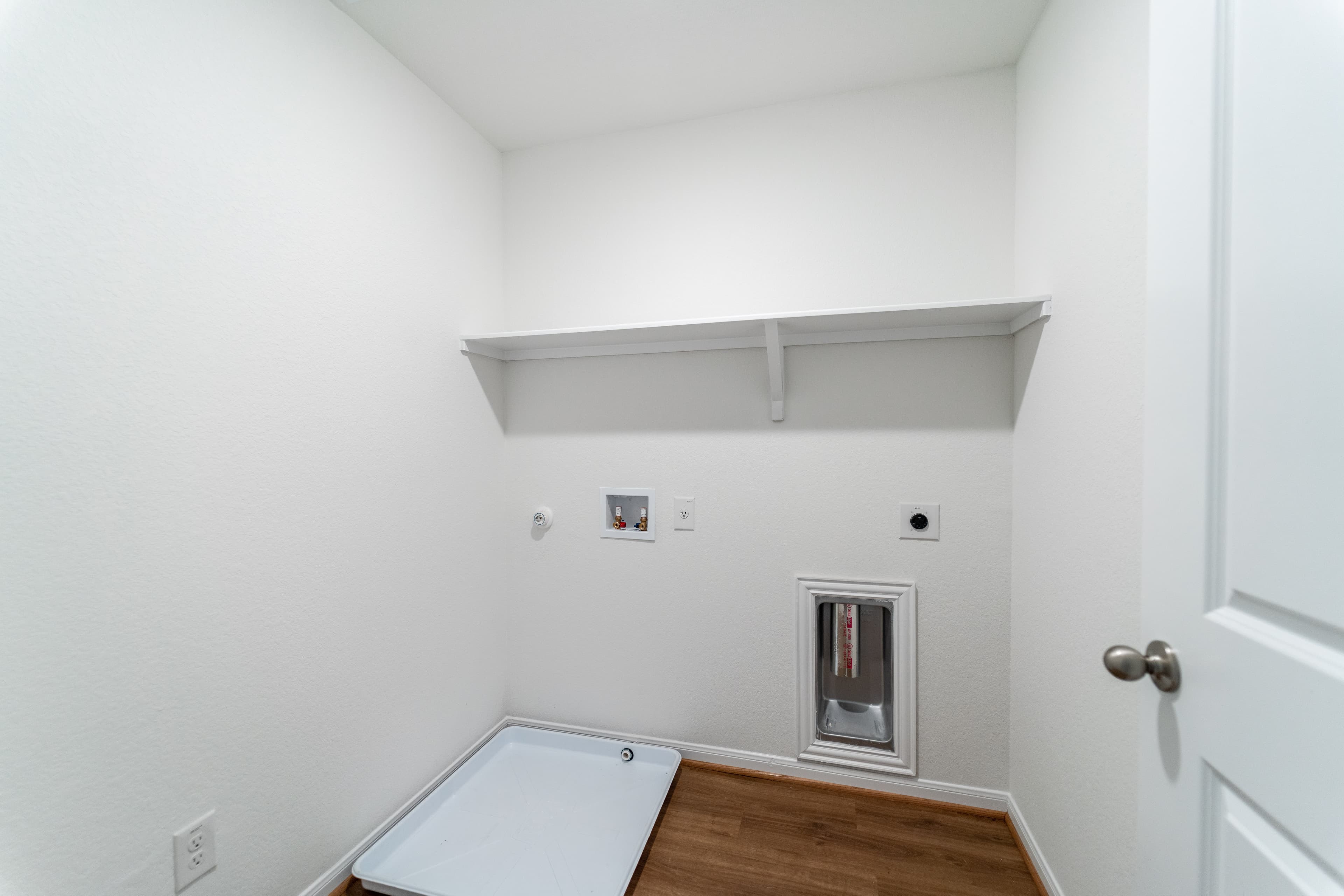 Elm gallery 16