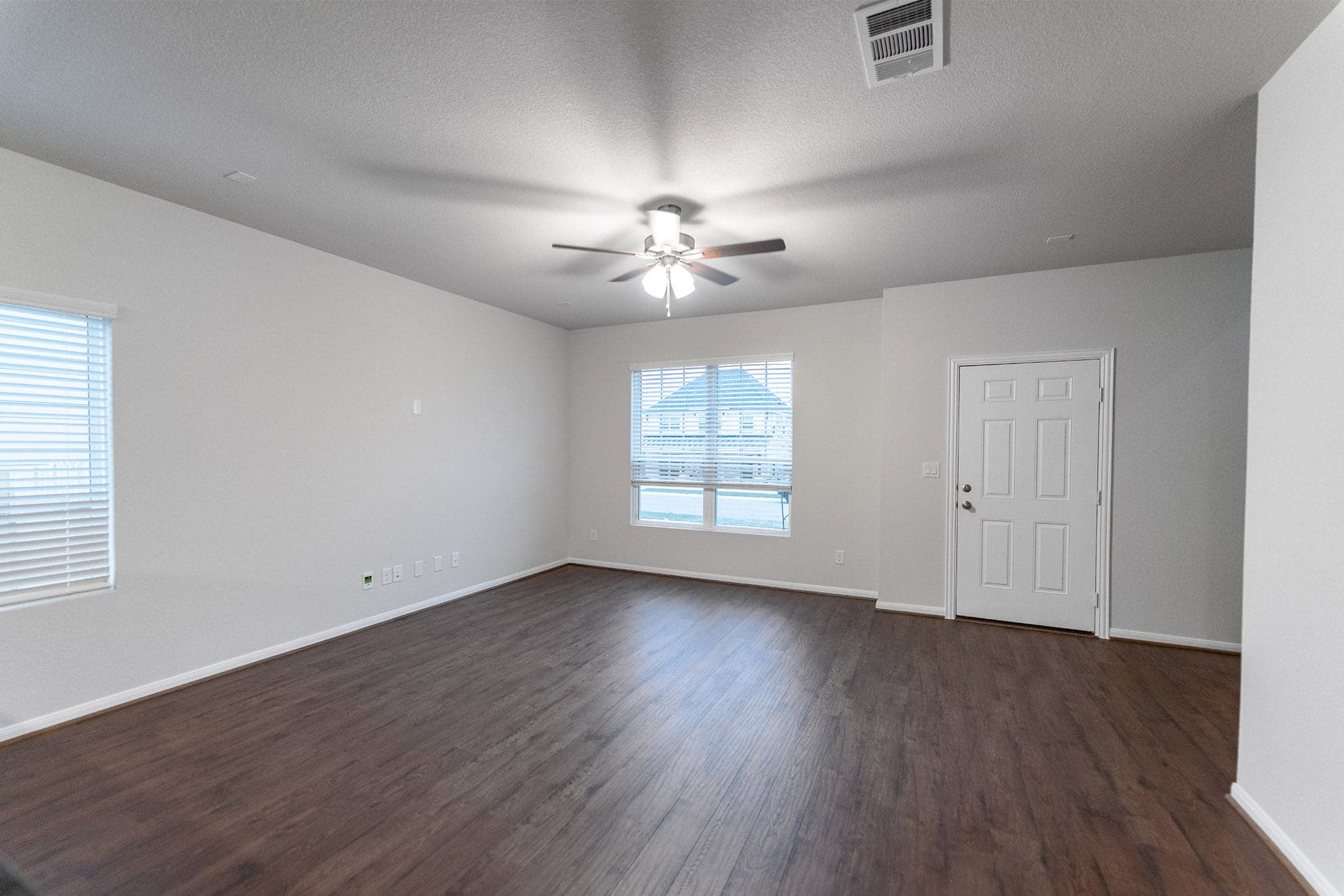 Lillie II gallery 2