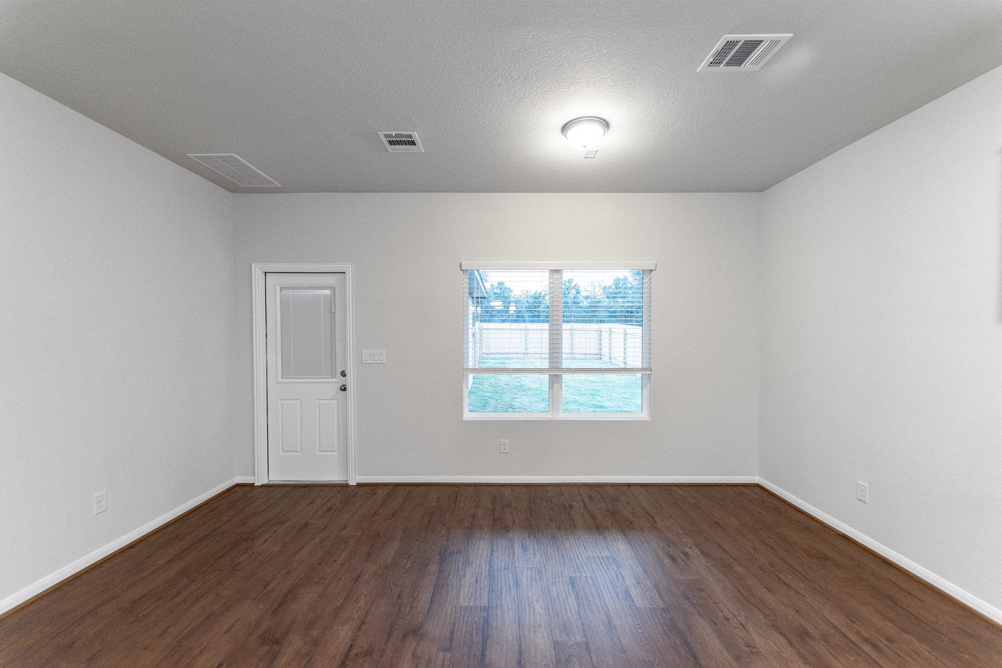 Lillie II gallery 8