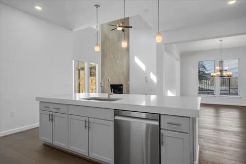 Frisco gallery 21